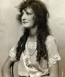 Ruth Malcomson, Miss America 1921. Dude, I could totally win if they let me do my hair like that.